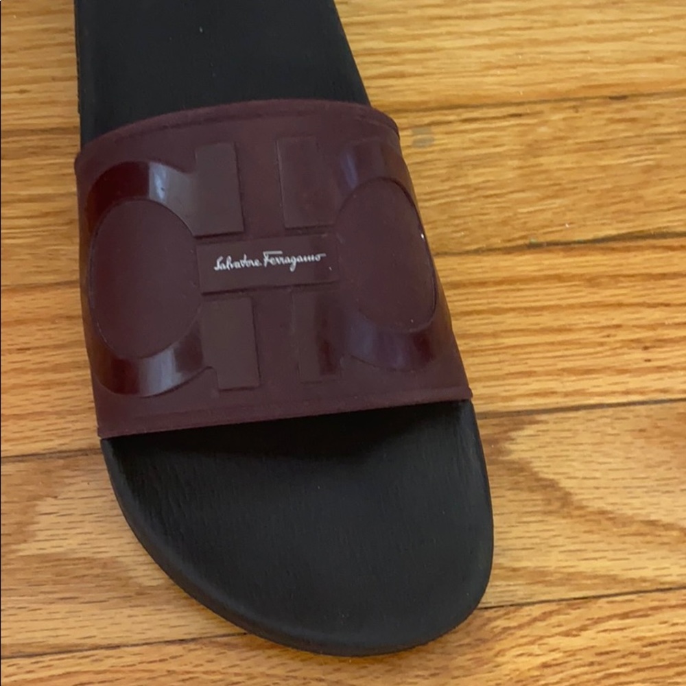 Salvatore Ferragamo men’s slides - Picture 2 of 8